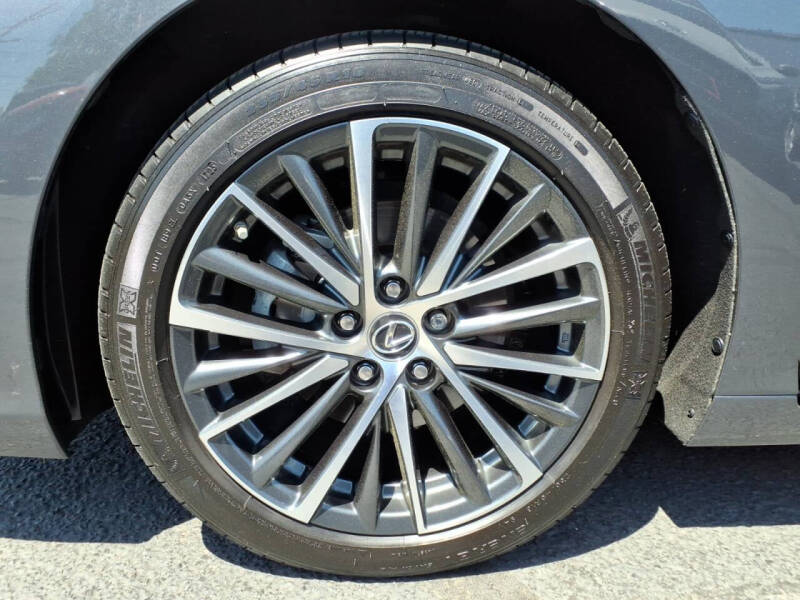 2023 Lexus ES 350