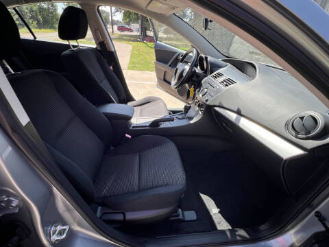 2012 Mazda MAZDA3 i Touring