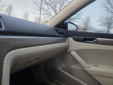 2018 Volkswagen Passat 2.0T SE