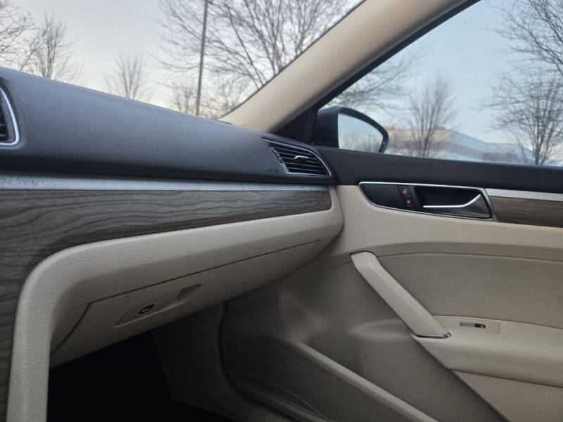 2018 Volkswagen Passat 2.0T SE