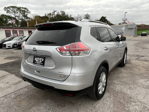 2015 Nissan Rogue SV