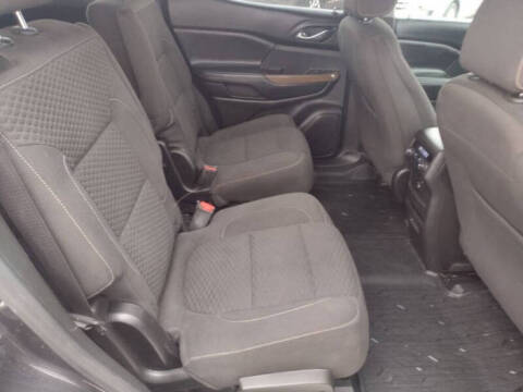 2017 GMC Acadia SLE-2