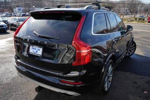 2017 Volvo XC90 T6 Momentum