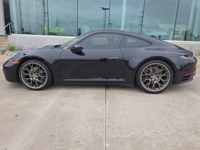 2021 Porsche 911 Carrera