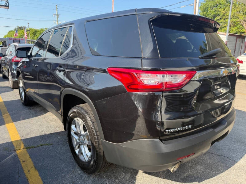 2018 Chevrolet Traverse LS