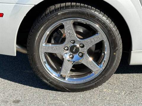 2004 Ford Mustang SVT Cobra