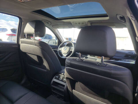 2016 BMW 5 Series 528i