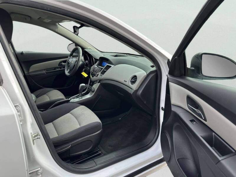 2012 Chevrolet Cruze LS