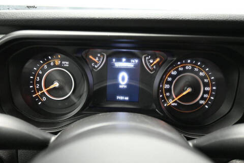 2025 Jeep Gladiator NightHawk
