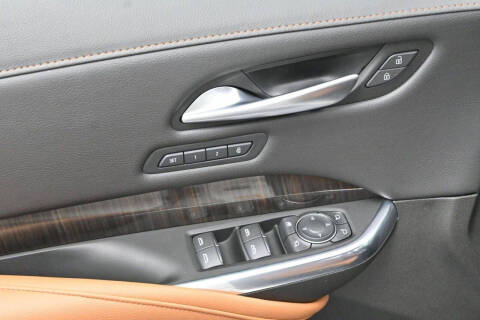 2023 Cadillac XT4 Premium Luxury