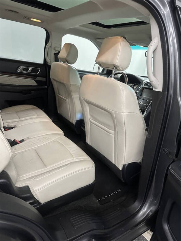 2016 Ford Explorer Platinum