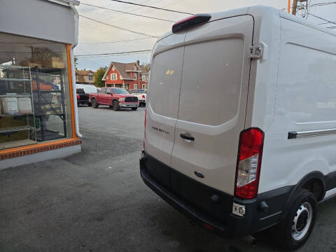 2022 Ford Transit 250