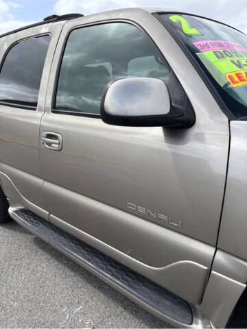 2002 GMC Yukon Denali