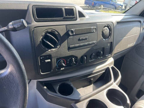 2013 Ford E-Series E-150