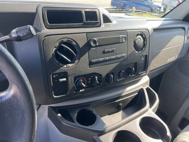 2013 Ford E-Series E-150
