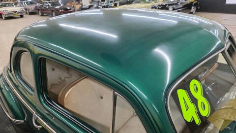1948 Ford Super Deluxe
