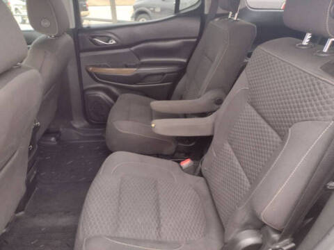 2017 GMC Acadia SLE-2