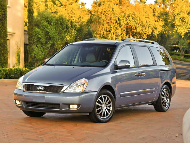 2012 Kia Sedona for sale at Axio Auto Boise in Boise, ID