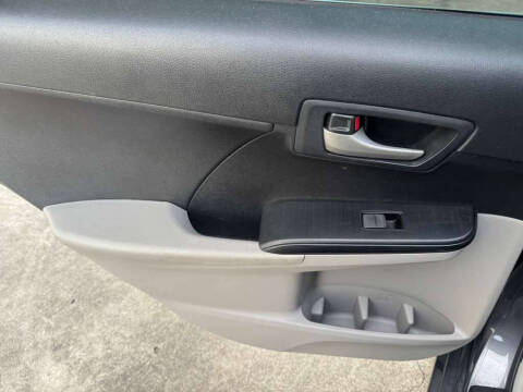 2014 Toyota Camry LE