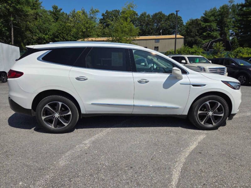 2020 Buick Enclave Essence