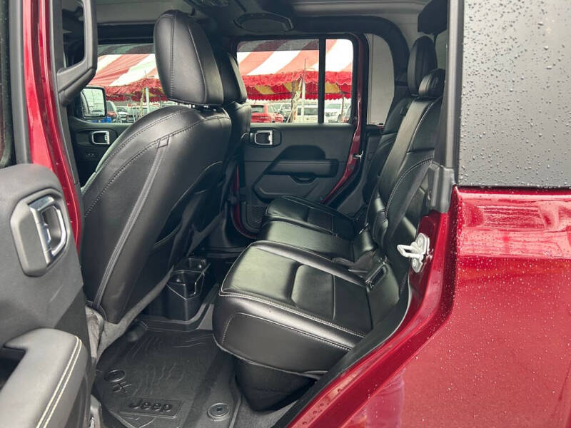 2021 Jeep Gladiator Overland