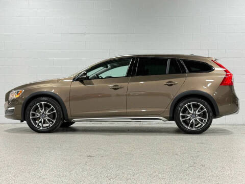2016 Volvo V60 Cross Country T5