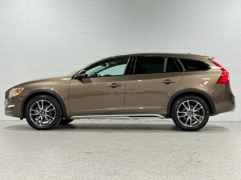 2016 Volvo V60 Cross Country T5