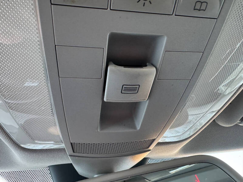 2012 Mercedes-Benz C-Class C 300 Luxury 4MATIC