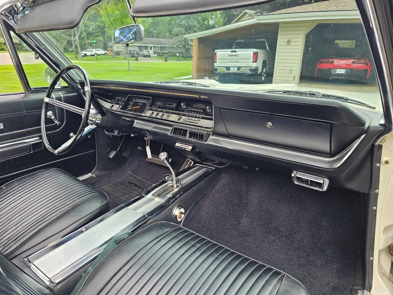 1967 Plymouth Sport Fury 32