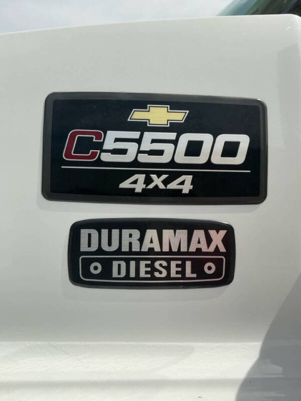 2002 Chevrolet C7500