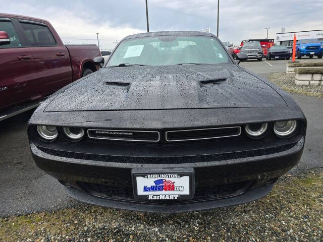 2017 Dodge Challenger SXT