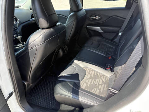 2022 Jeep Cherokee X