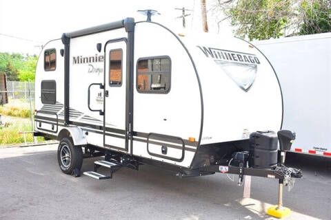 2020 Winnebago Minnie Dro