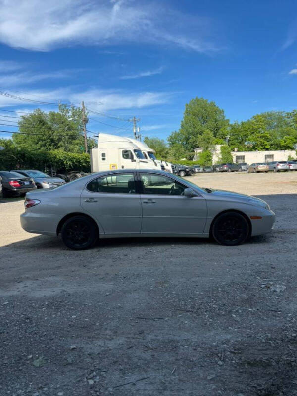 2004 Lexus ES 330