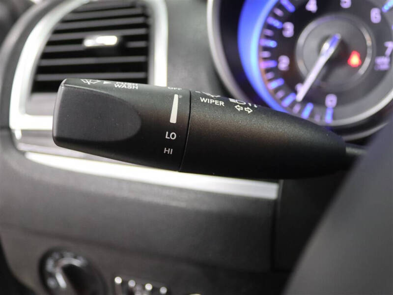 2022 Chrysler 300 Touring