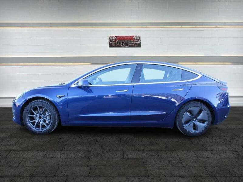 2020 Tesla Model 3 Standard Range Plus