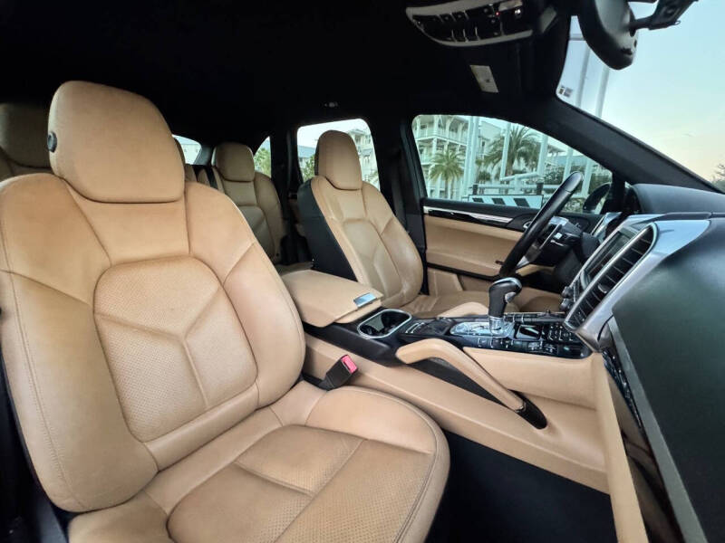 2016 Porsche Cayenne