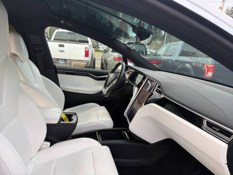 2016 Tesla Model X 90D