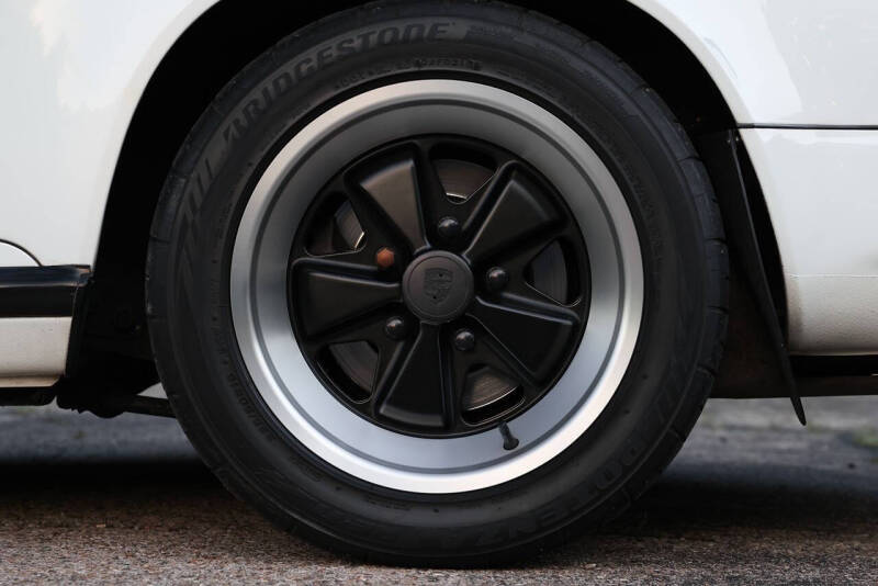 1989 Porsche 911 Carrera