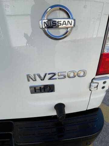 2016 Nissan NV 2500 HD SV