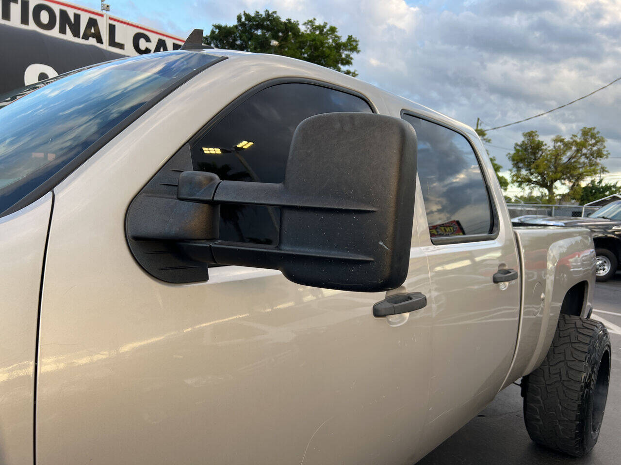 2008 Chevrolet Silverado 2500HD  - $19,900