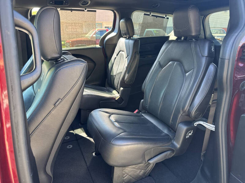 2019 Chrysler Pacifica Touring L Plus