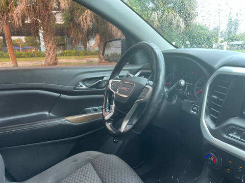 2019 GMC Acadia SLE-2