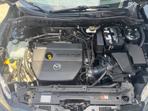 2011 Mazda MAZDA3 s Grand Touring