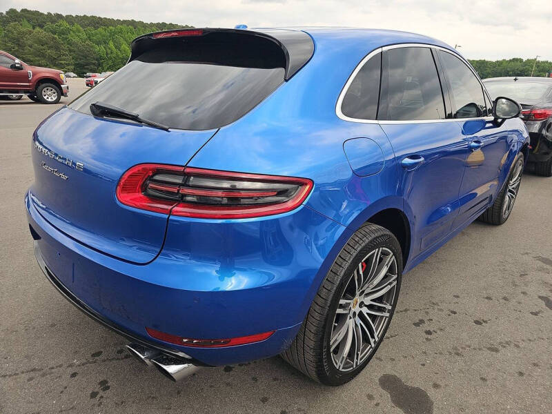 2017 Porsche Macan Turbo