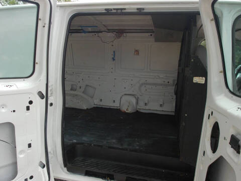 2003 Ford E-Series E-250