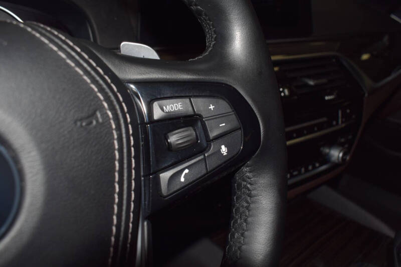 2018 BMW 5 Series 540i