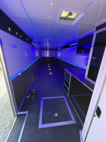 2026 Haulmark 8.5X34 BATHROOM