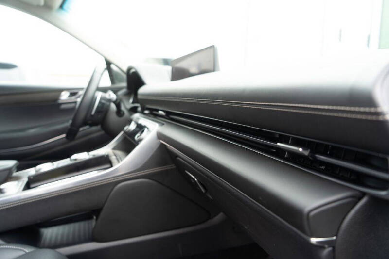 2024 Genesis GV80 2.5T