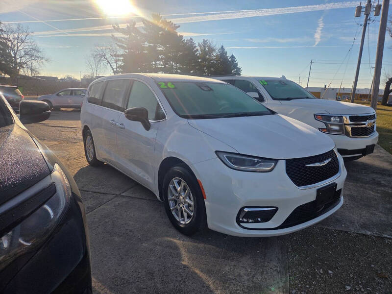 2026 Chrysler Pacifica Select